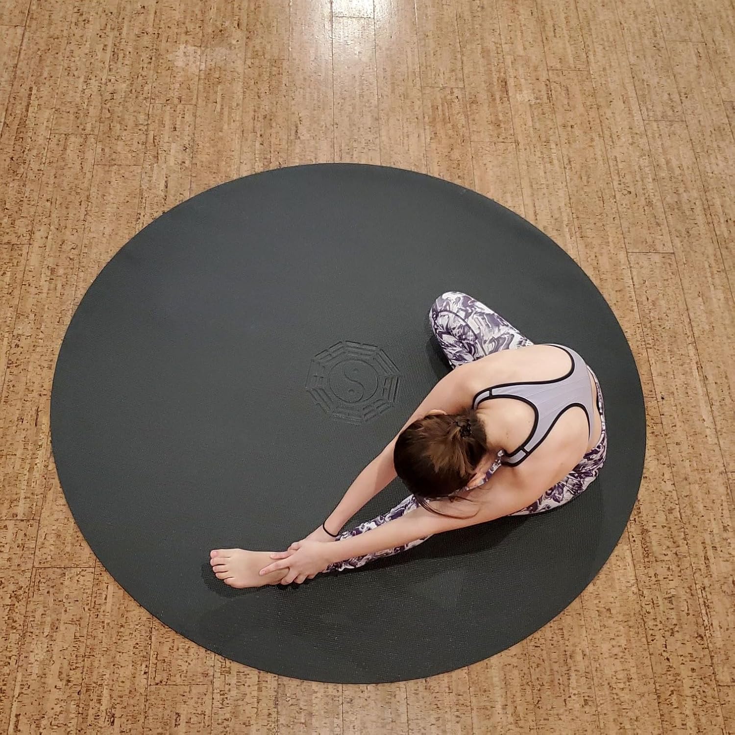 بساط يوغا دائري كبير بقطر 72 ب - مراجعة Pilates Yoga And Tai Chi وسعره