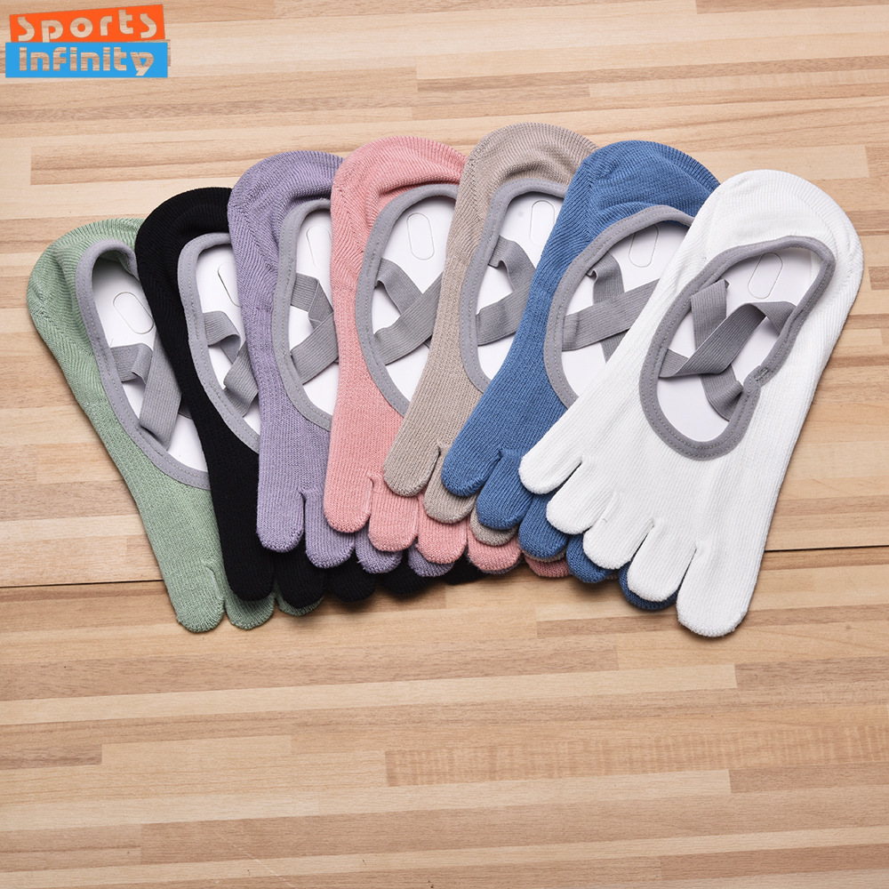 جوارب يوجا نسائية مضادة للانزل - مراجعة Yoga Strap Cotton وسعره