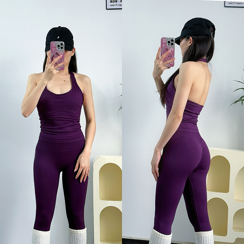 طقم رياضي احترافي لليوغا واللي - مراجعة Pilates Yoga Training وسعره
