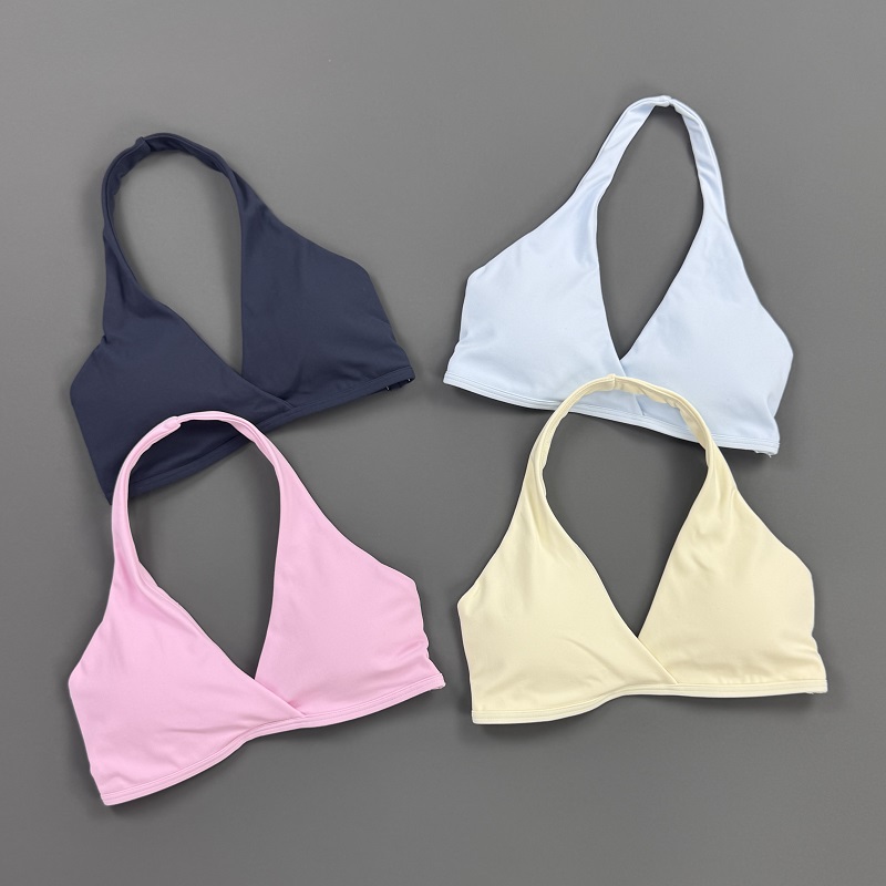 بلوزة رياضية نسائية برقبة هالت - مراجعة Yoga Strap Cotton وسعره