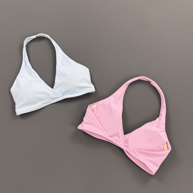 بلوزة رياضية نسائية برقبة هالت - مراجعة Yoga Strap Cotton وسعره